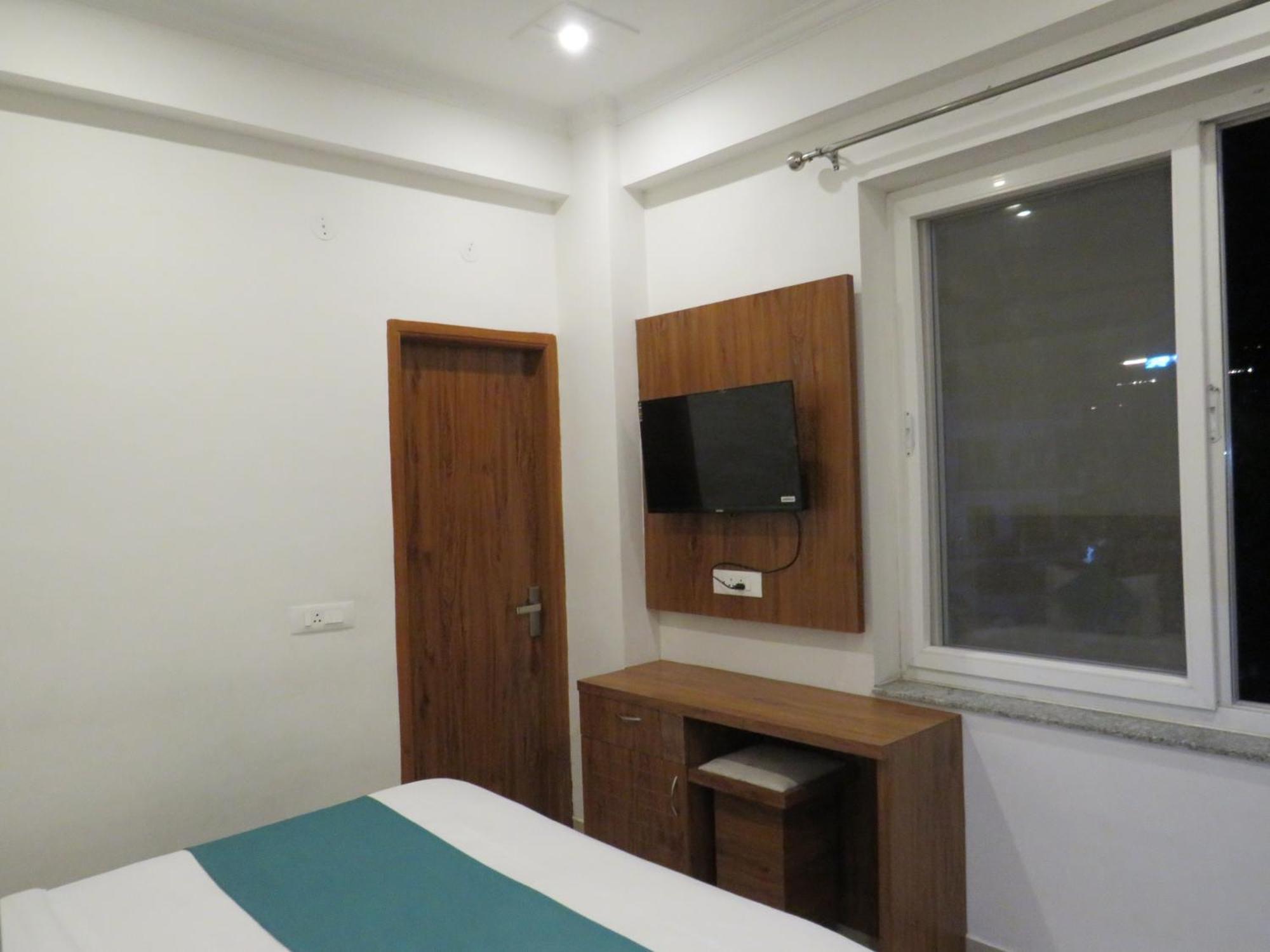 Hotel Namami Tapovan Ришикеш Экстерьер фото